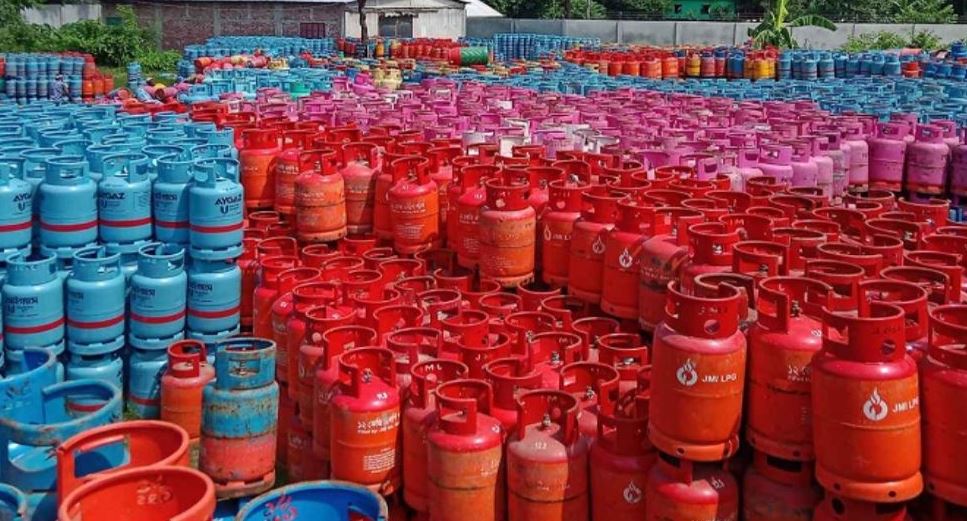 এলপি গ্যাসের দাম বাড়ানোর প্রস্তাব